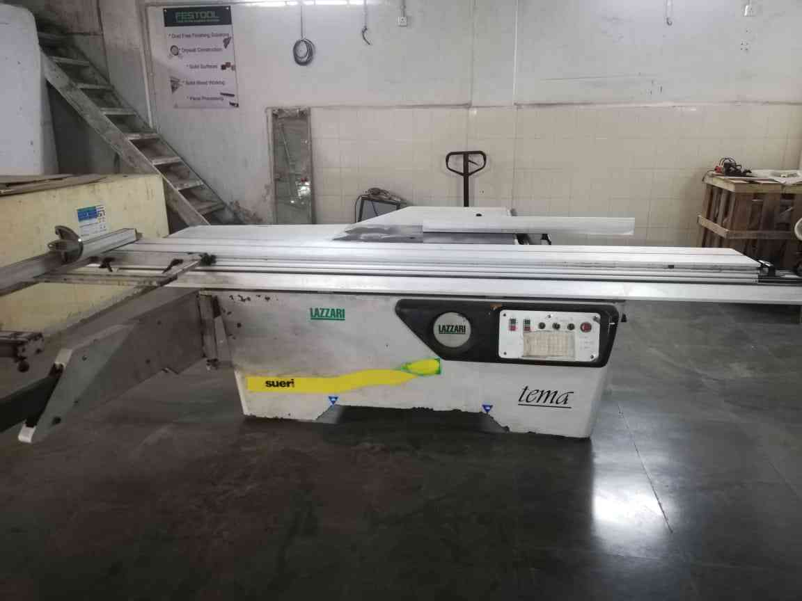 Lazzari Sliding Table Panel saw with Accessories
